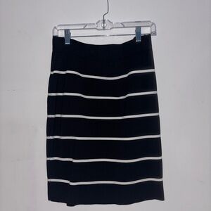 ELLE Black & White Striped Stretch Pencil Skirt Size Medium